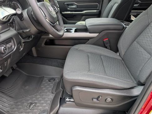 New 2026 RAM 1500 Big Horn AWD/4WD image 14