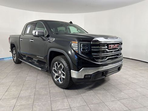 Used 2023 GMC Sierra 1500 SLT w/ SLT Premium Plus Package image 7