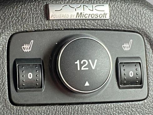 Used 2015 Ford Transit Connect Titanium image 14