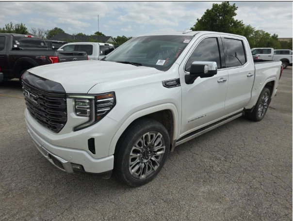 Used 2024 GMC Sierra 1500 Denali Ultimate AWD/4WD image 3