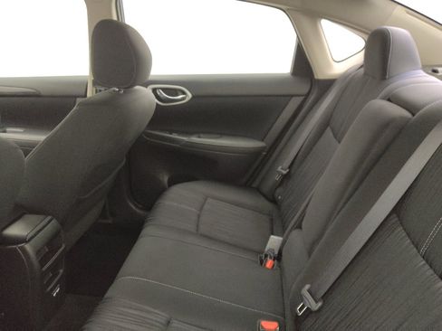 Used 2018 Nissan Sentra SV image 18
