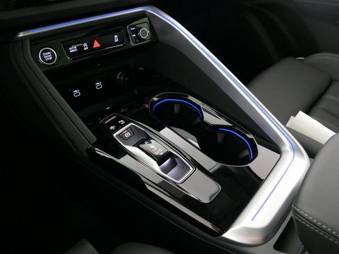 New 2025 Audi Q5 Premium Plus image 22