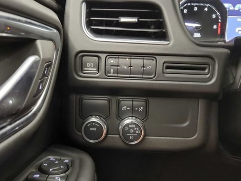 Used 2021 GMC Yukon SLT w/ SLT Premium Package RWD image 28