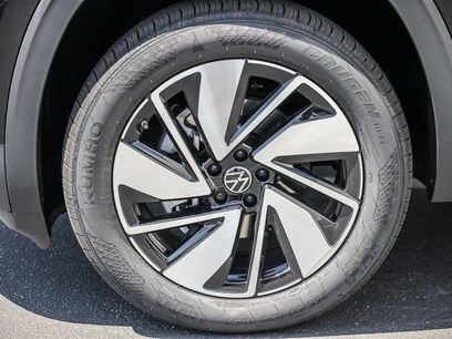 New 2026 Volkswagen Atlas SE