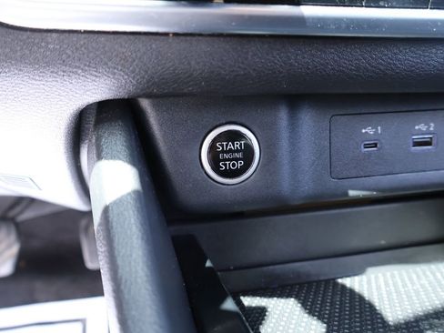 Used 2023 Nissan Rogue SV FWD image 38
