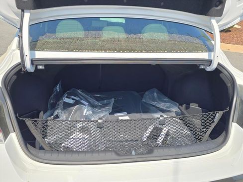 New 2026 Hyundai Elantra Limited w/ Cargo Package FWD image 12