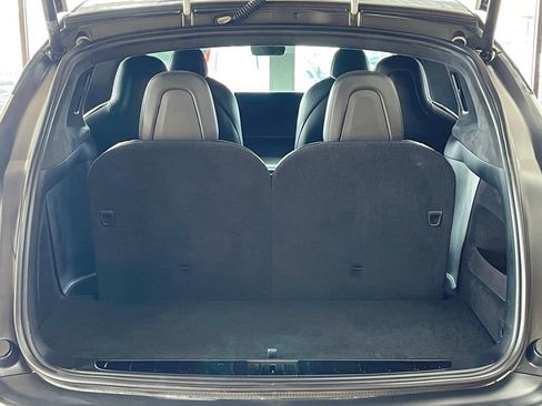 Used 2022 Tesla Model X Plaid image 22