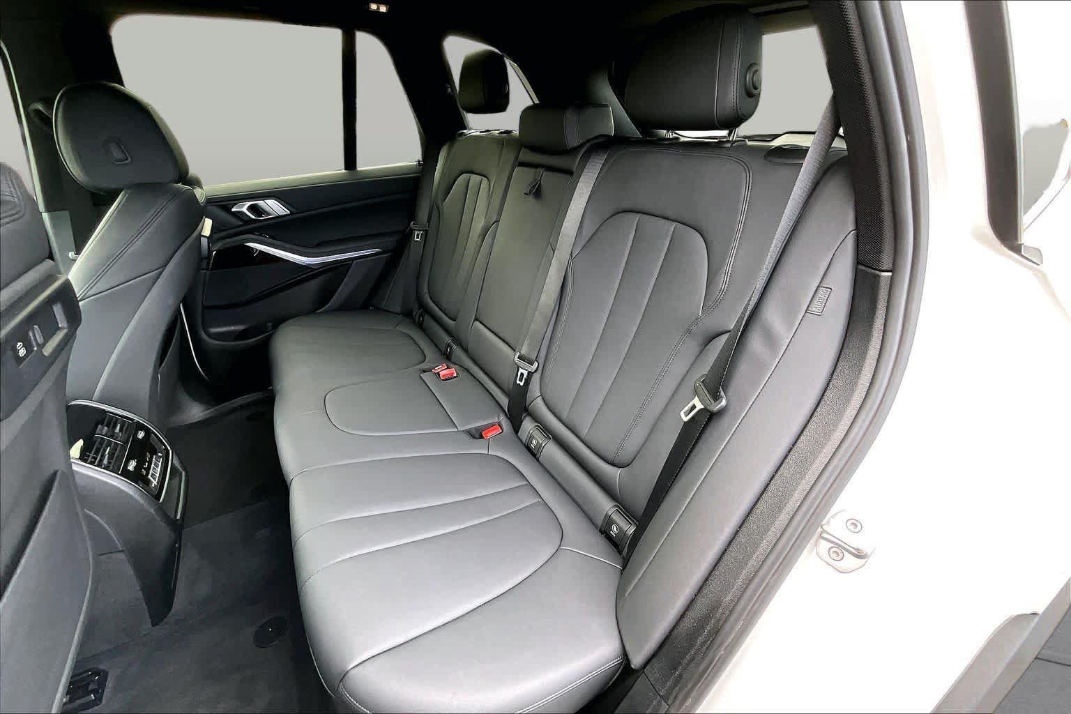 Used 2020 BMW X5 sDrive40i w/ Convenience Package RWD image 21