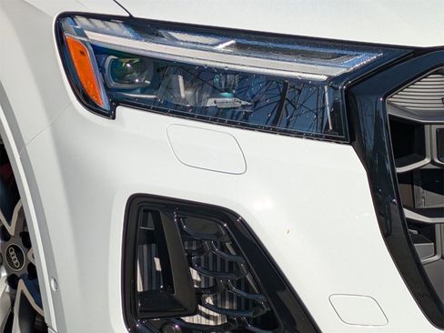 New 2026 Audi Q7 3.0T Prestige image 16