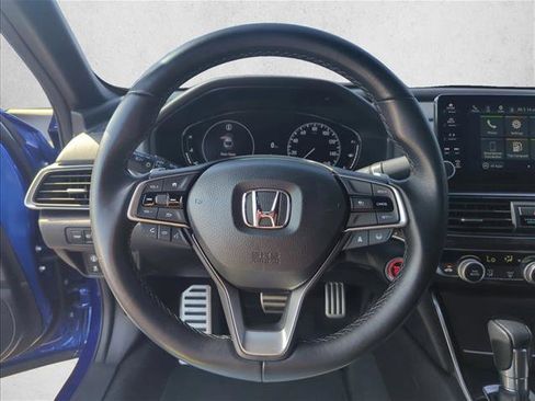 Used 2022 Honda Accord Sport image 11