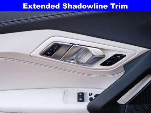 Used 2022 BMW Z4 M40i w/ Premium Package image 13