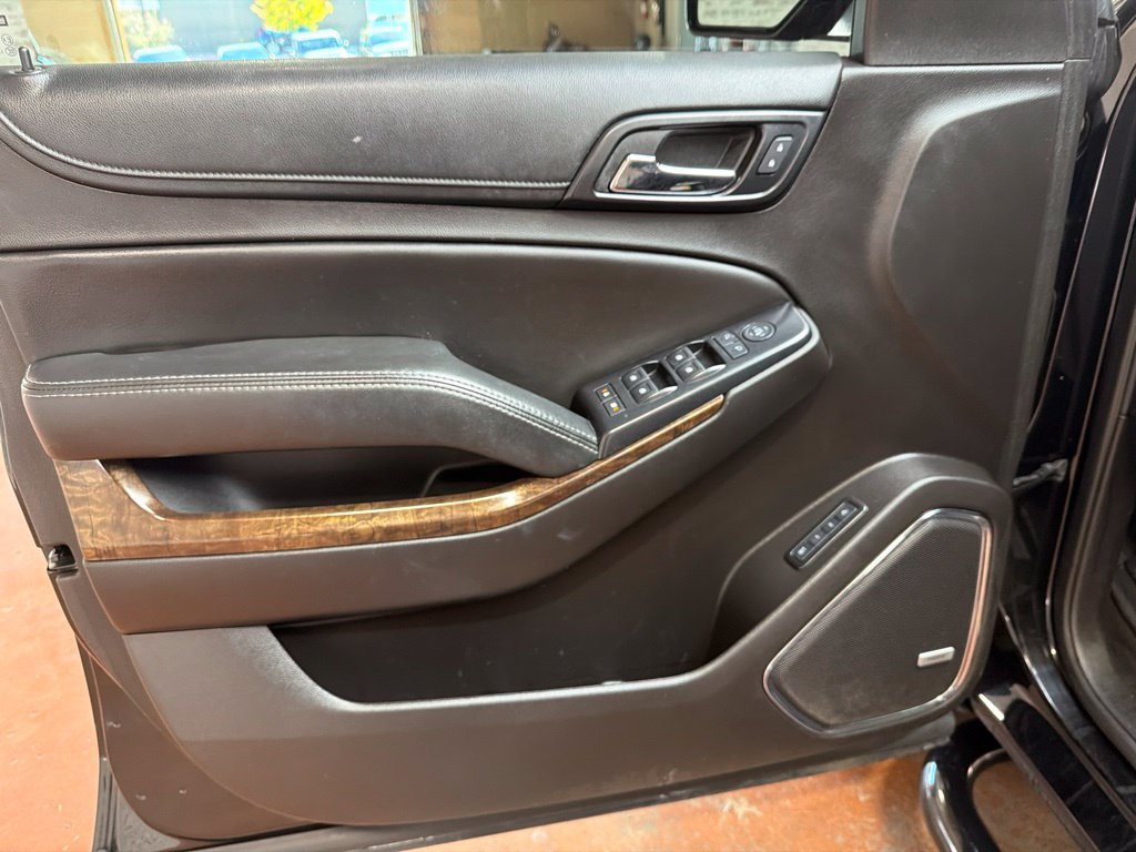Used 2017 Chevrolet Tahoe LT RWD image 18