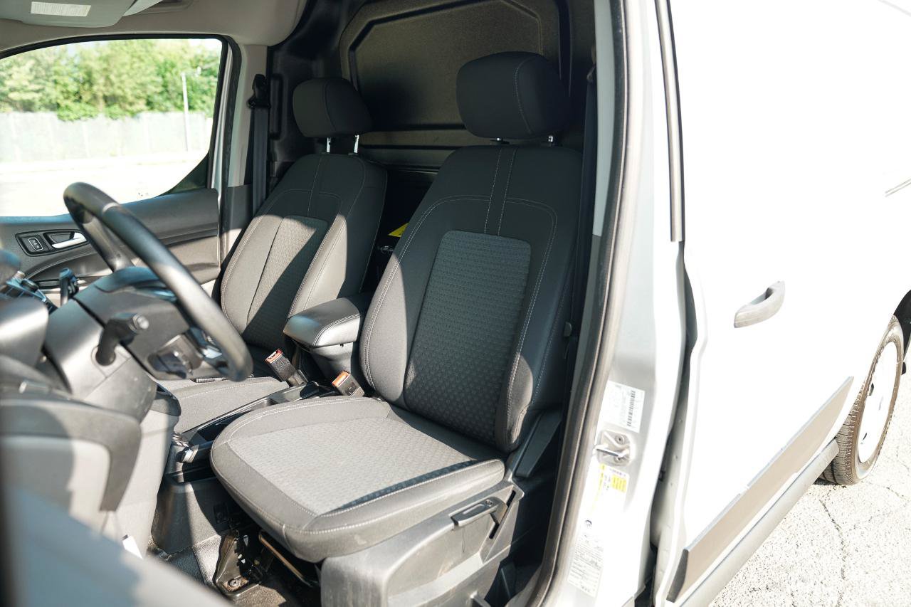 Used 2022 Ford Transit Connect XLT FWD image 25