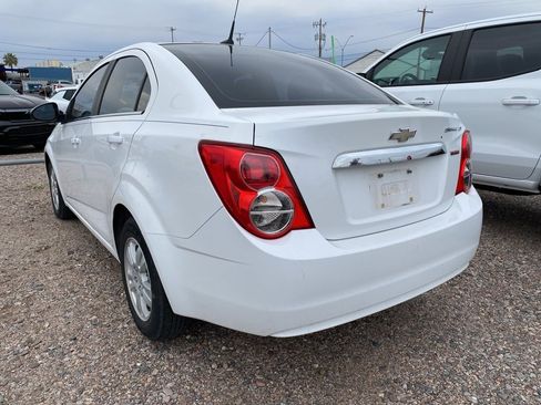 Used 2013 Chevrolet Sonic LT image 3