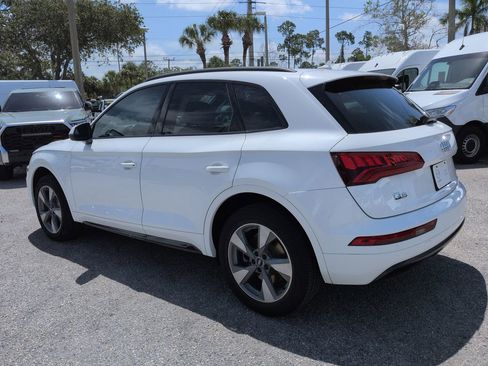 Used 2020 Audi Q5 2.0T Premium w/ Titanium Sport Package AWD/4WD image 7