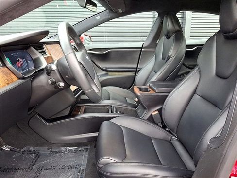 Used 2020 Tesla Model S Long Range image 18