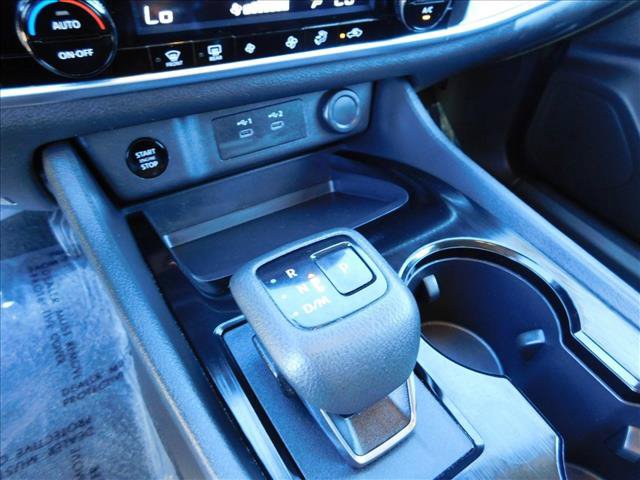 Used 2025 Nissan Rogue SV FWD image 18