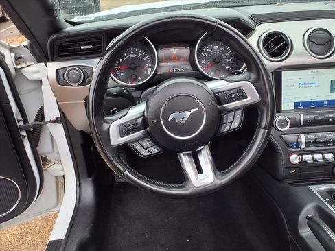 Used 2019 Ford Mustang GT Premium image 9