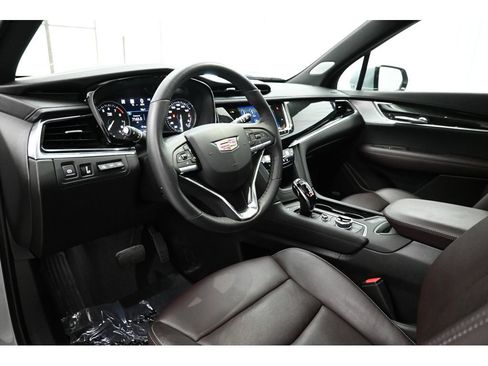 Certified 2024 Cadillac XT6 Premium Luxury w/ Technology Package AWD/4WD image 40