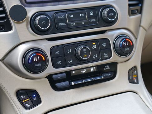 Used 2015 GMC Yukon XL Denali w/ Touring Package image 23