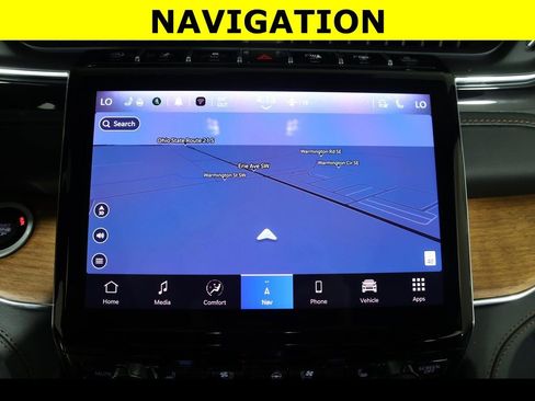 New 2025 Jeep Grand Cherokee Summit image 11