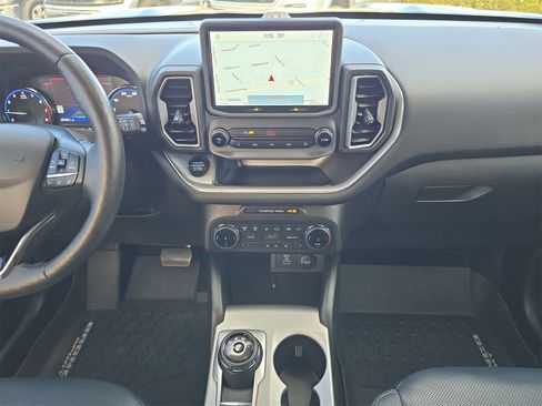 Certified 2022 Ford Bronco Sport Outer Banks w/ Tech Package image 10