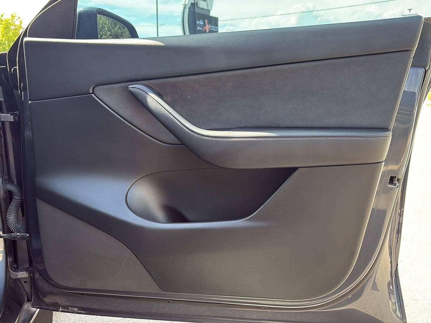 Used 2022 Tesla Model Y Performance AWD/4WD image 11