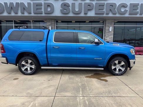 Used 2022 RAM 1500 Laramie AWD/4WD image 3