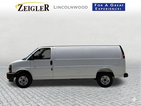 New 2026 GMC Savana 2500 Extended w/ Safety Package RWD image 38
