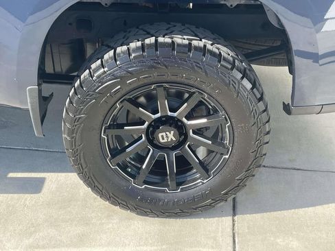 Used 2021 Chevrolet Silverado 1500 RST image 9