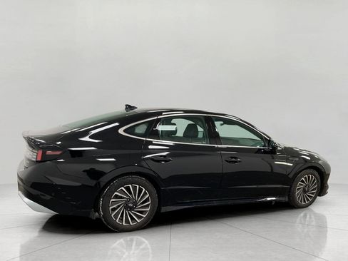 Used 2025 Hyundai Sonata Limited image 2