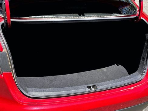 Used 2020 Toyota Corolla LE FWD image 36