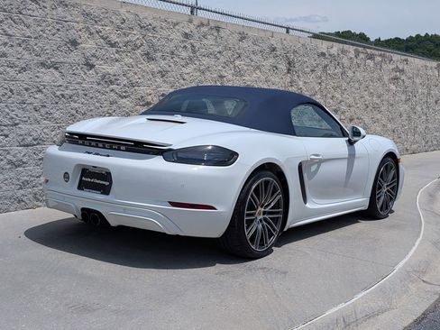 Certified 2025 Porsche 718 Boxster RWD image 7