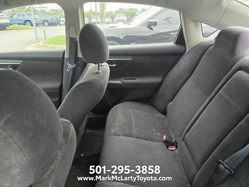 Used 2013 Nissan Altima 2.5 S FWD image 4