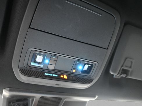 Used 2025 Ford Mustang Mach-E GT image 39