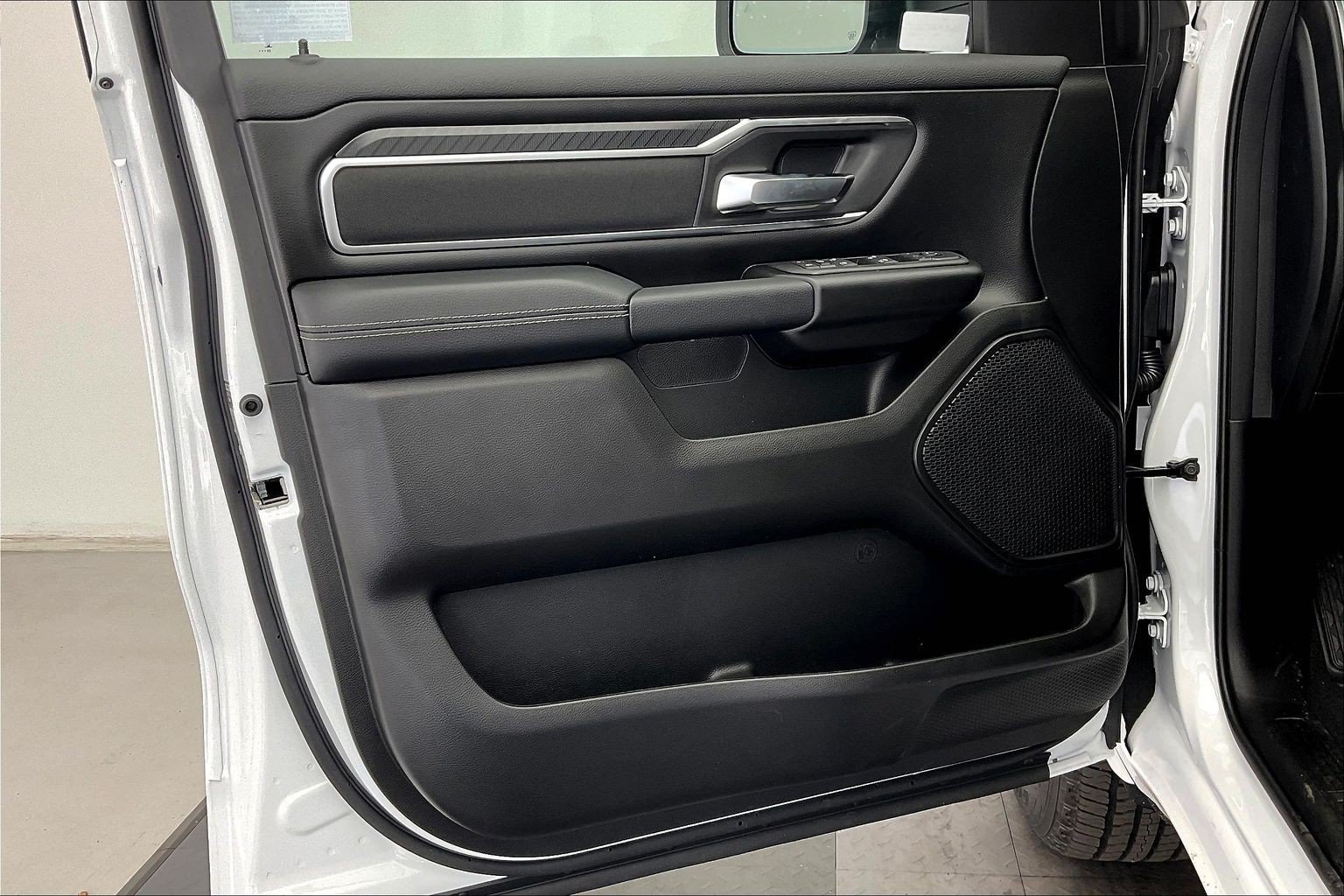 New 2026 RAM 1500 Big Horn AWD/4WD image 13
