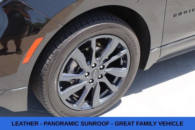 Used 2022 Chevrolet Equinox RS w/ RS Leather Package FWD image 2