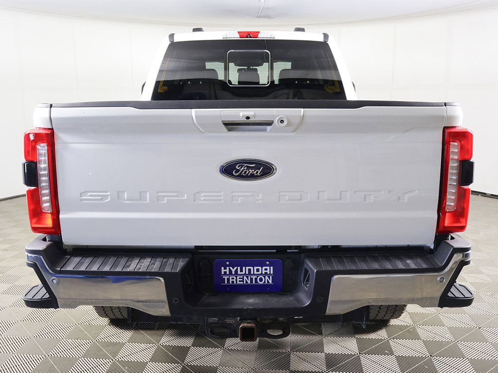Used 2024 Ford F250 Lariat w/ Lariat Ultimate Package AWD/4WD image 17