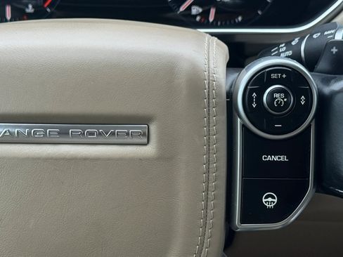 Used 2015 Land Rover Range Rover Supercharged AWD/4WD image 37