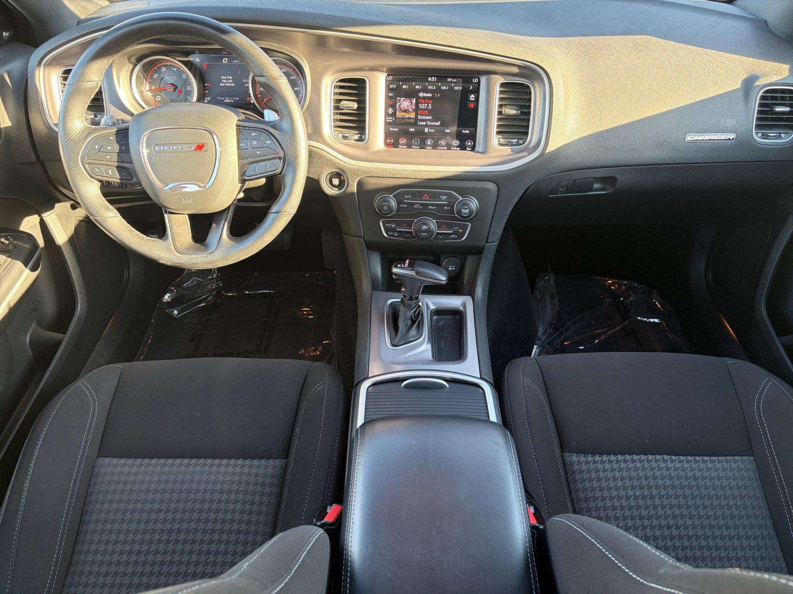 Used 2021 Dodge Charger SXT w/ Navigation & Travel Group AWD/4WD image 18