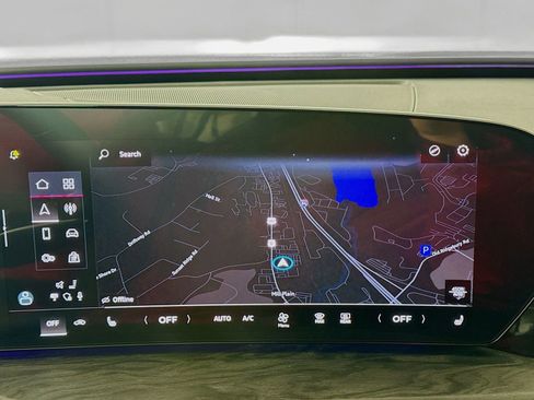 Used 2025 Audi Q5 Premium w/ Convenience Package image 16