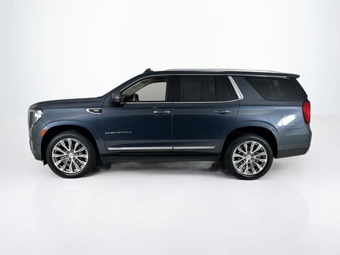 Used 2021 GMC Yukon Denali w/ Denali Premium Package image 2