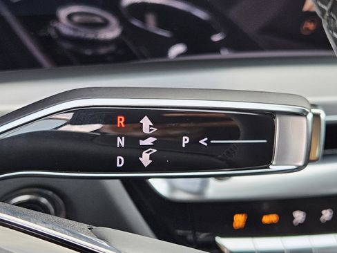 New 2025 Cadillac Lyriq Sport image 30