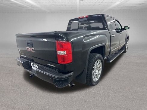 Used 2014 GMC Sierra 1500 Denali w/ Suspension Package, Off-Road image 17