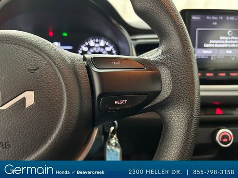 Used 2022 Kia Rio LX image 26
