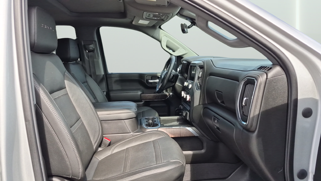 Used 2023 GMC Sierra 2500 Denali w/ Denali Ultimate Package AWD/4WD image 30