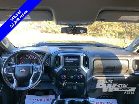 Used 2022 Chevrolet Silverado 3500 LT w/ Convenience Package image 17