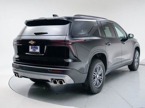 New 2026 Chevrolet Traverse LT w/ Enhanced Driving Package image 7