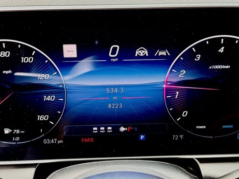 Used 2025 Mercedes-Benz GLC 300 image 34