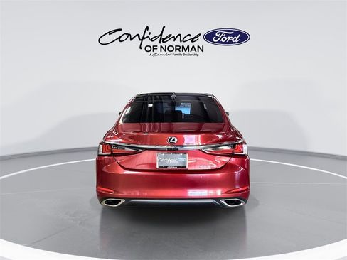 Used 2024 Lexus ES 350 Premium image 7